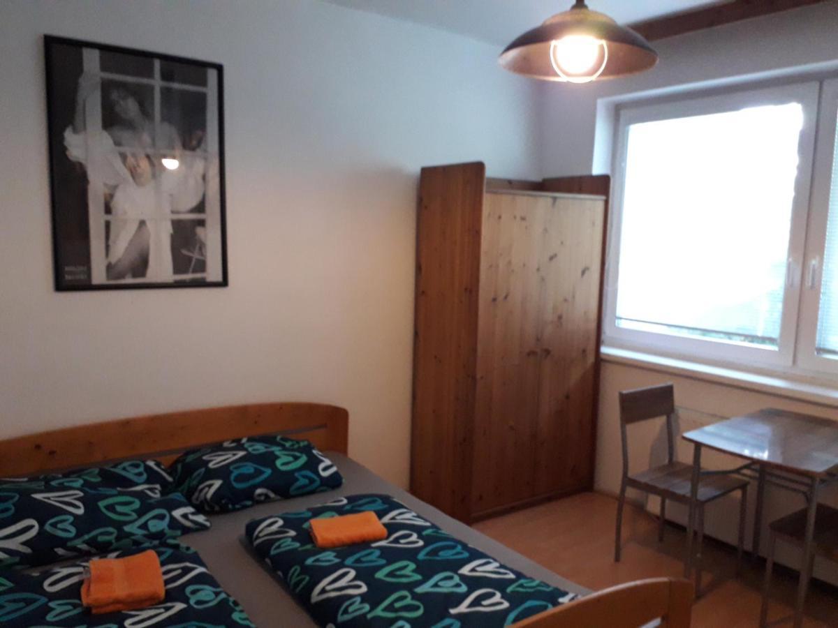 Apartman Na Jizni Оломоуц Екстериор снимка
