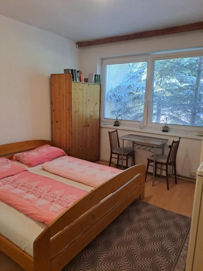 Apartman Na Jizni Оломоуц Екстериор снимка
